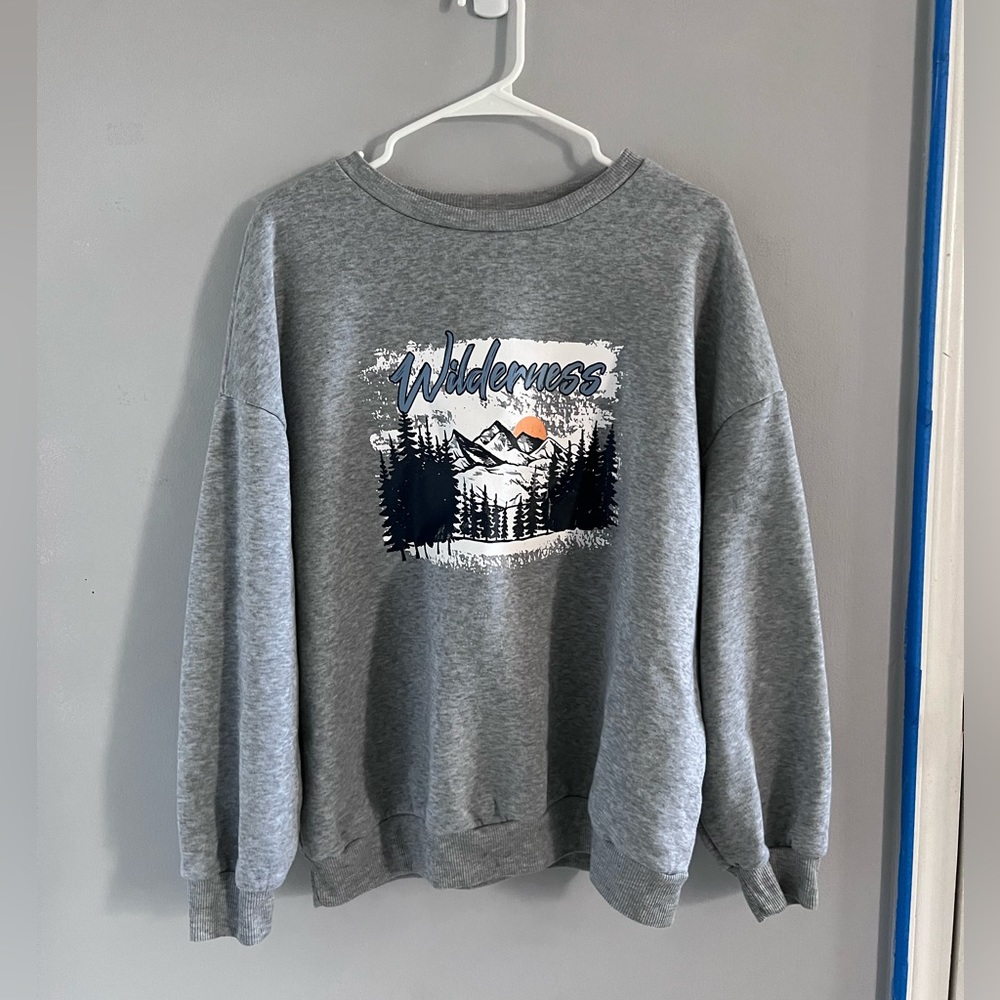 Women’s Graphic Design Crewneck